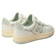 950 Sneaker