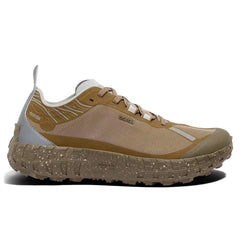 001A Trail Sneaker