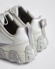 Lace Up Hyper Runner V08 Sneaker