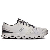 Cloud X 4 Training Sneaker