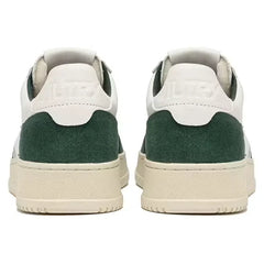 Medalist Low Sneaker