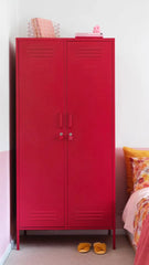 The Twinny Locker