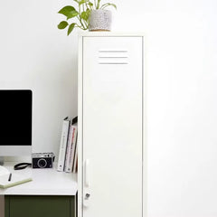 The Skinny Locker