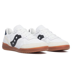 586i Sneaker