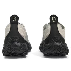 001A Trail Sneaker