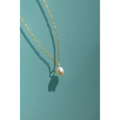 Women's Small Pearl Necklace