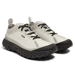001A Trail Sneaker