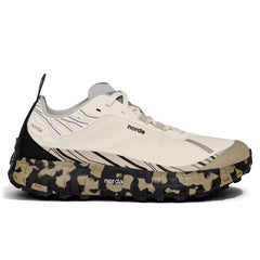 001A Trail Sneaker