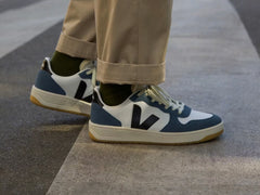 V-10 Sneaker