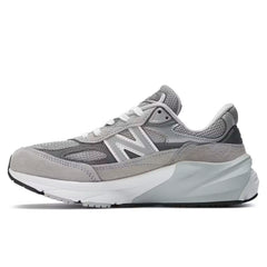 Made in USA 990v6 Sneaker