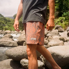 Deep Set Swim Trunk - 7"