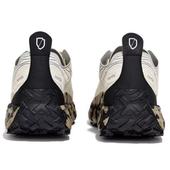 001A Trail Sneaker