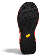 001A Trail Sneaker