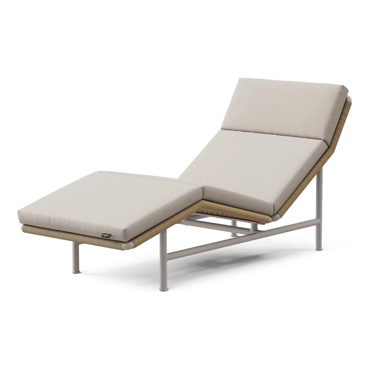 Camber Chaise Lounge